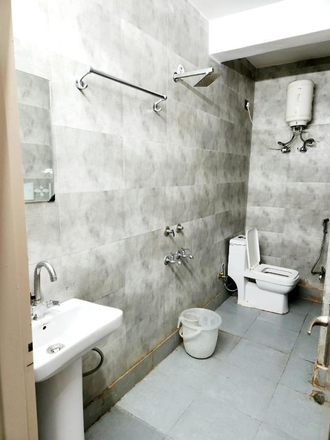 Hotel Shri Ram New Delhi Bagian luar foto